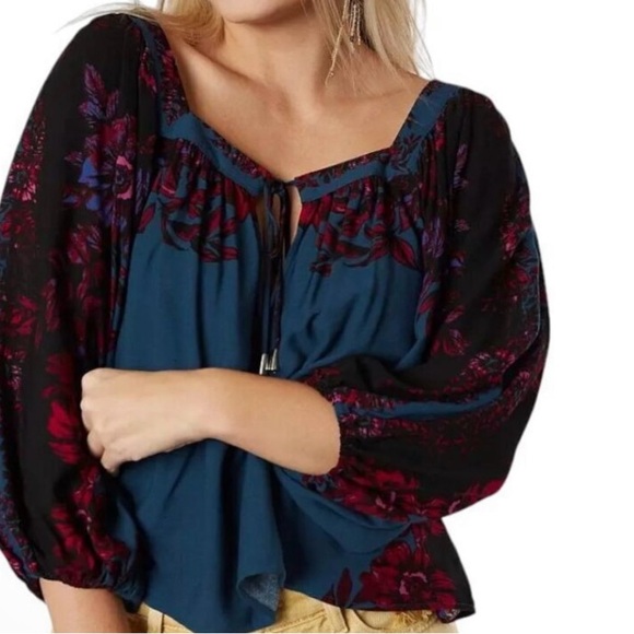 Free People NWT Wild Memories Peasant Boho Flowy Floral Blouse Top Size Small - Picture 2 of 13